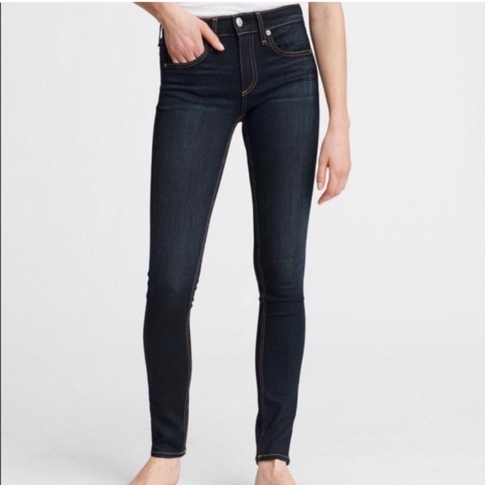 Rag & Bone Mid-rise Skinny Blue Jeans. Size 27